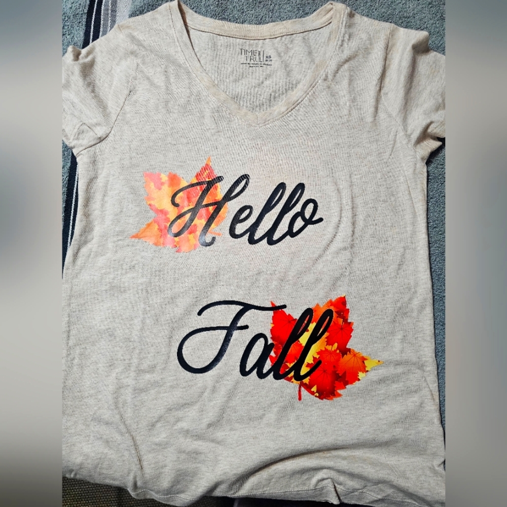 XS t shirt